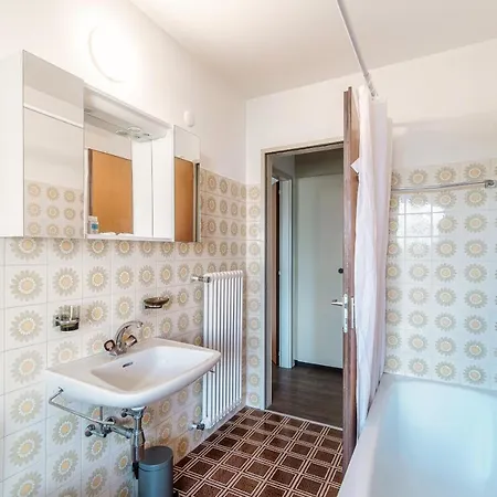 Lejlighed Roseto By Quokka 360 - In Strategic Area With Balcony *